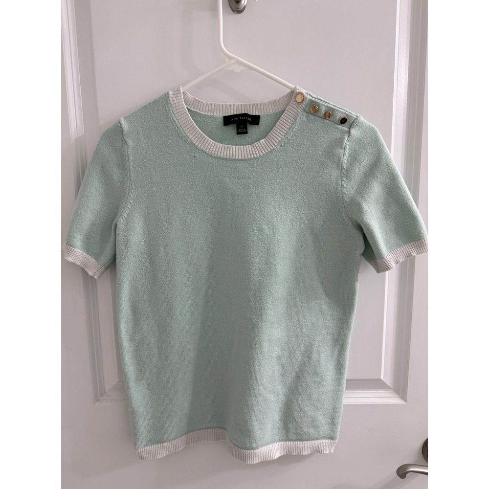 Ann Taylor Mint Green Short Sleeve Sweater Gold Button Shoulder XS